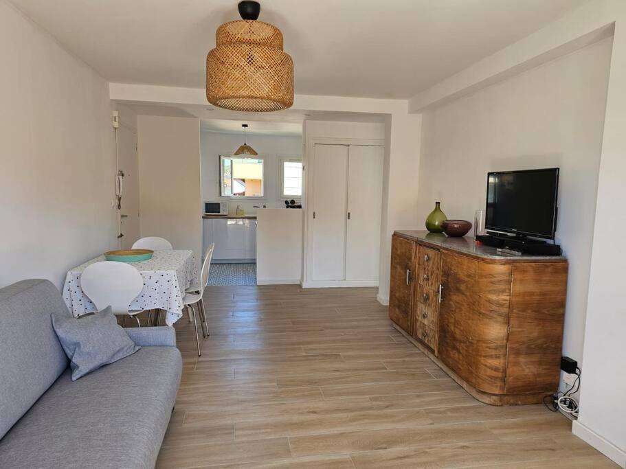 Tres Bel Appartement Vue Mer ซิ-ฟูร์-เล-ปลาจ ภายนอก รูปภาพ